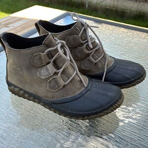 Sorel Women's Out 'N About Plus Duck Rain Winter Boots Size 7